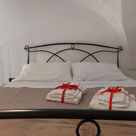 Suite Del Conservatorio Nel Centro Storico Lecce Bagian luar foto