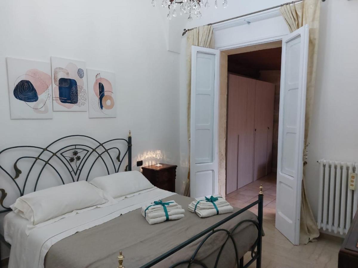 Suite Del Conservatorio Nel Centro Storico Lecce Bagian luar foto