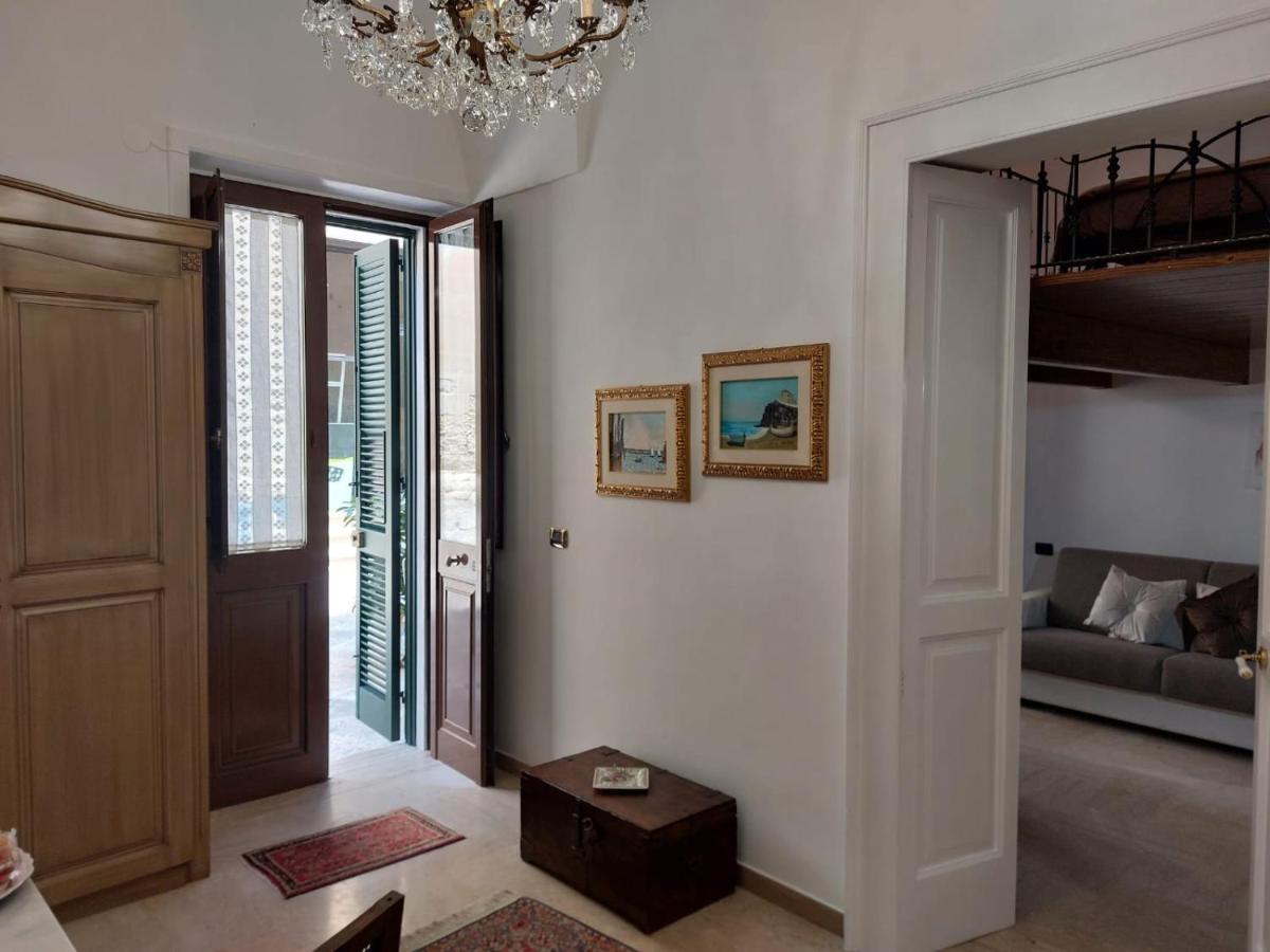 Suite Del Conservatorio Nel Centro Storico Lecce Bagian luar foto